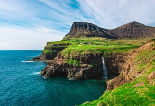 Hotel holiday with 4 nights in the Faroes.